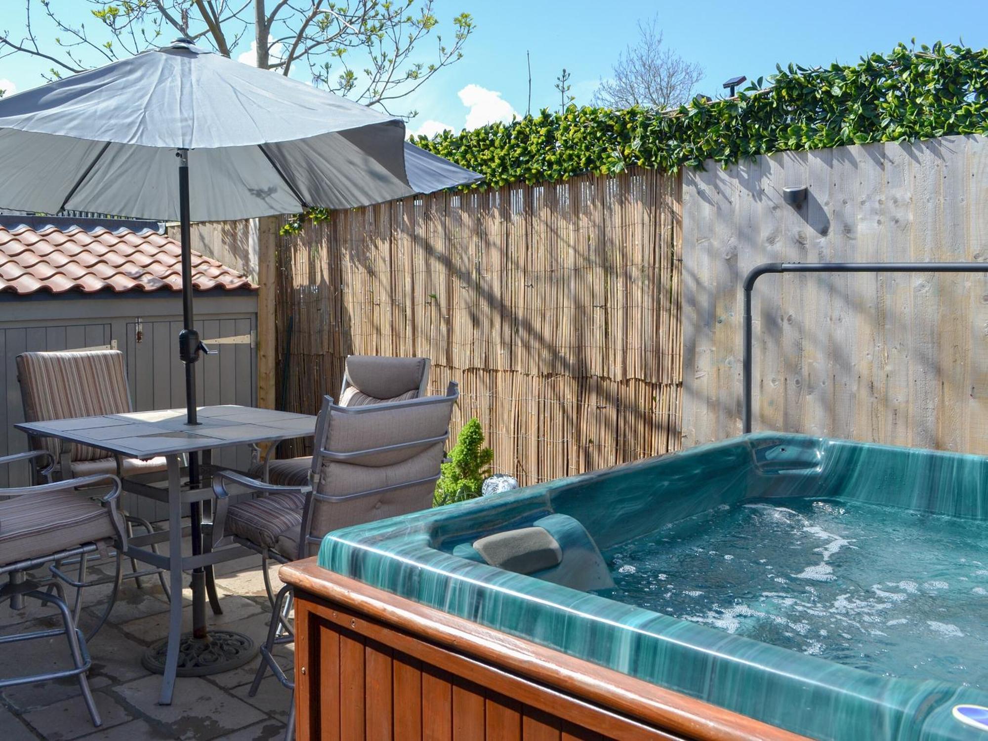 בברלי Regent Cottage מראה חיצוני תמונה